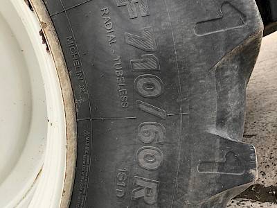 Detailafbeelding van het wiel van een NEW HOLLAND T7.250