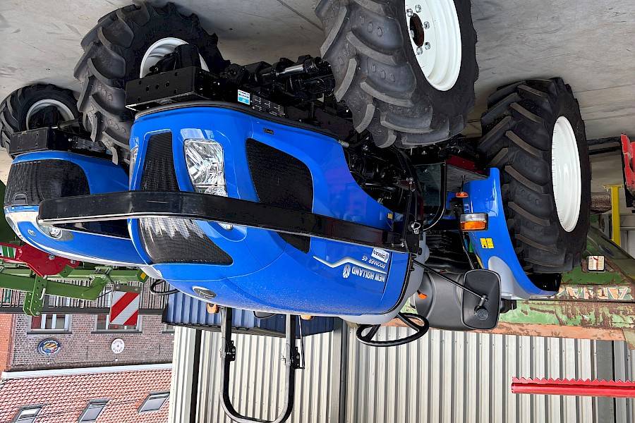 New Holland Boomer 40 - ID021